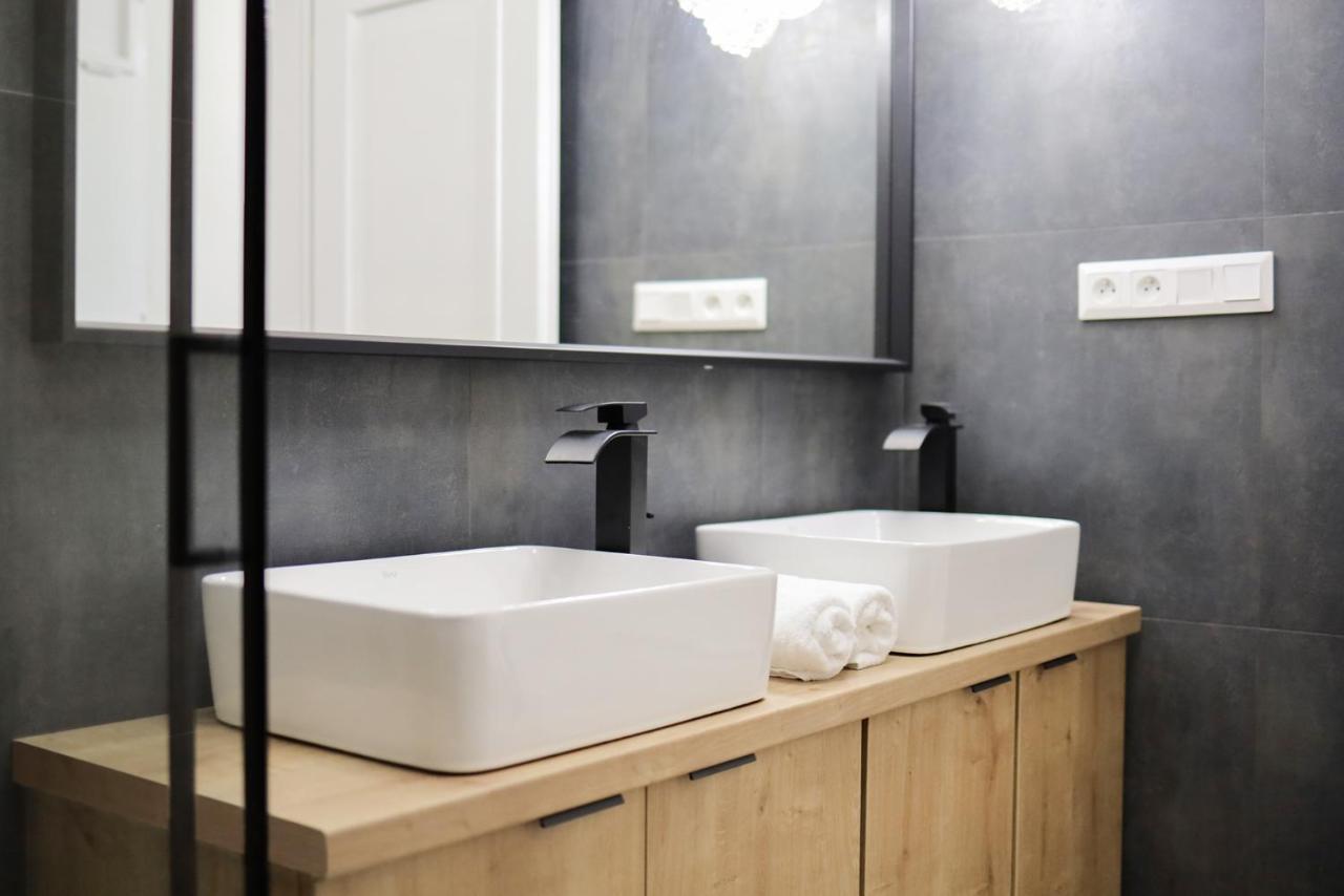 Beautiful And Stylish 2 Bedroom Apartment In The City Center And In The Pedestrian Zone Bratislava Bagian luar foto